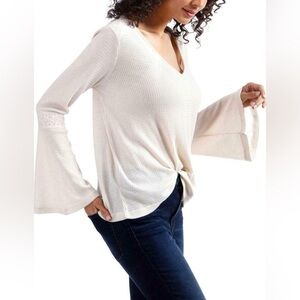 Lucky Brand Waffle Thermal Top cream. Open sleeves size medium